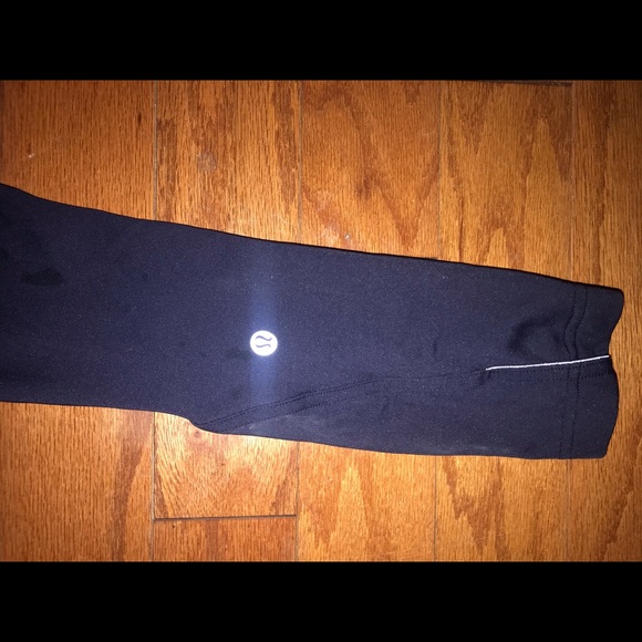 Lululemon leggings/ tights - Picture 4 of 5
